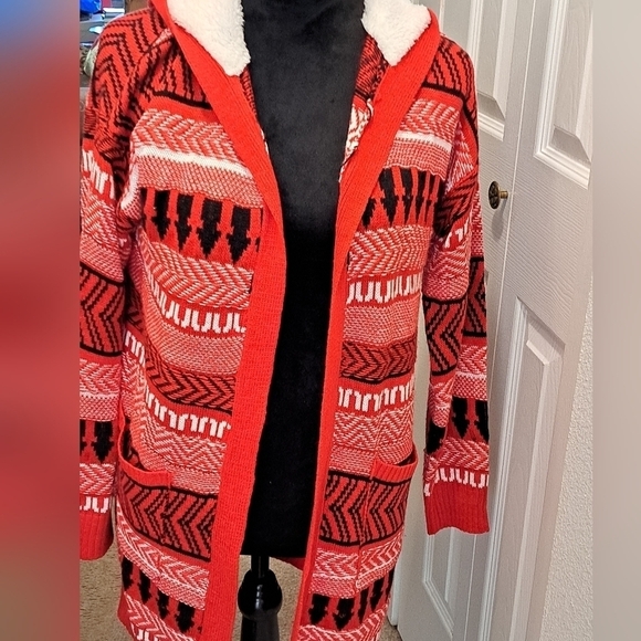 Juniors Open Cardigan With Faux Sherpa Hood   Size 7-9 - Picture 3 of 6